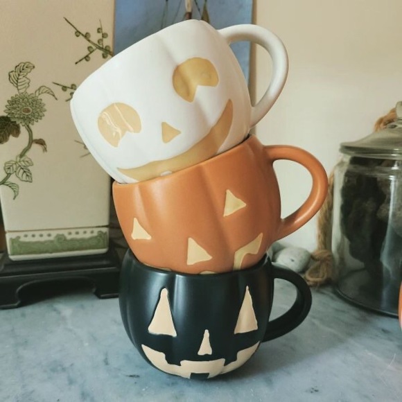Pottery Barn Black Jack O'Lantern Pumpkin Stoneware Mugs - Set of 4 ๐ - Picture 16 of 16